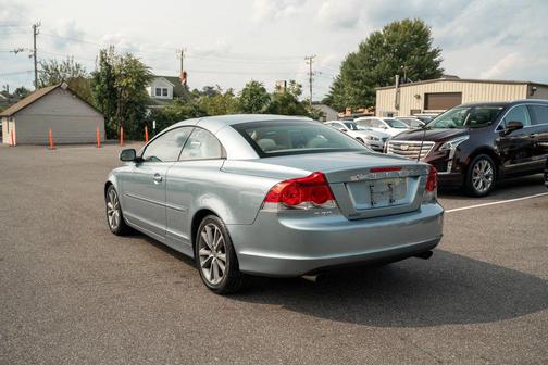 2009 Volvo C70 T5