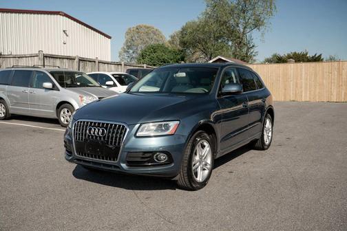 Blue 2016 Audi Q5 2.0T Premium Plus