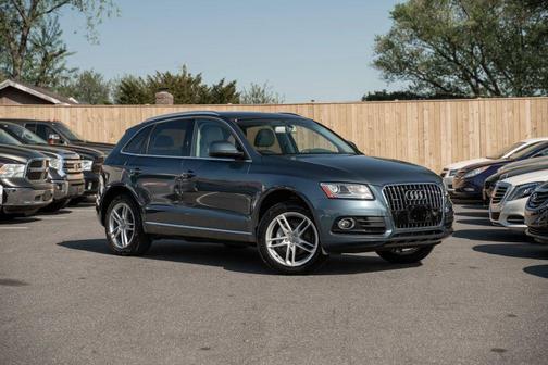 Blue 2016 Audi Q5 2.0T Premium Plus