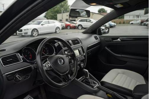 2015 Volkswagen Jetta 1.8T Sport