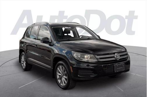2017 Volkswagen Tiguan 2.0T Wolfsburg Edition
