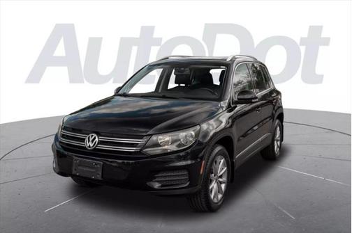 2017 Volkswagen Tiguan 2.0T Wolfsburg Edition