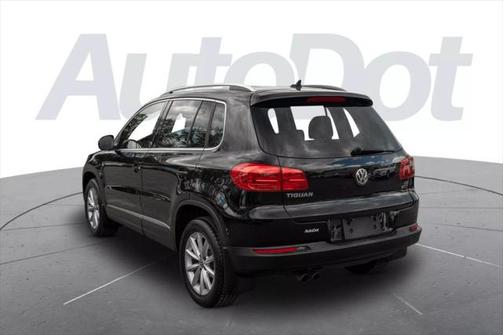 2017 Volkswagen Tiguan 2.0T Wolfsburg Edition