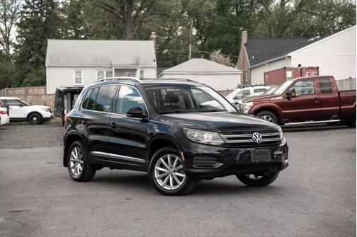 2017 Volkswagen Tiguan 2.0T Wolfsburg Edition