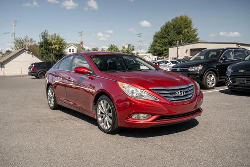 2012 Hyundai SONATA SE