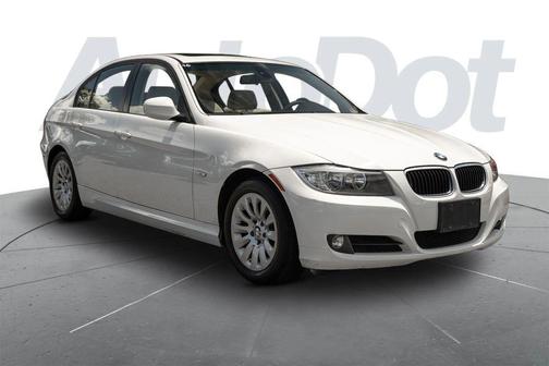 Alpine White 2009 BMW 328 328i Sedan 4D