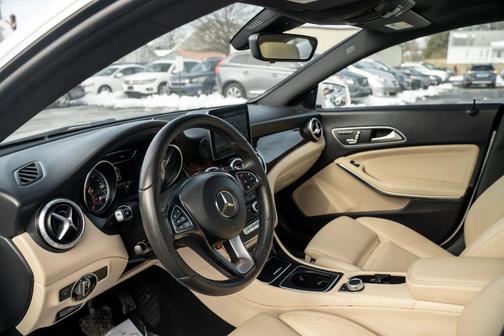 2018 Mercedes-Benz CLA 250 4MATIC