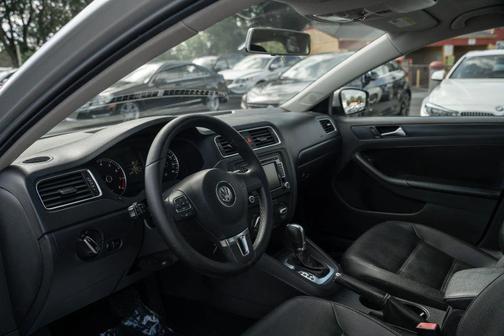 2012 Volkswagen Jetta SE