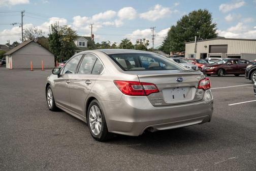 2017 Subaru Legacy Base