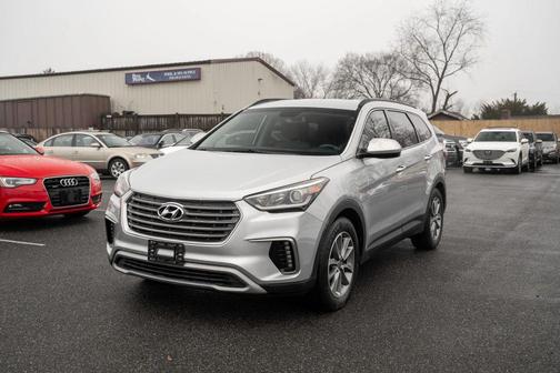 2017 Hyundai SANTA FE SE