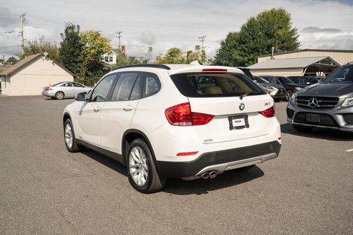 White 2015 BMW X1 xDrive 28i