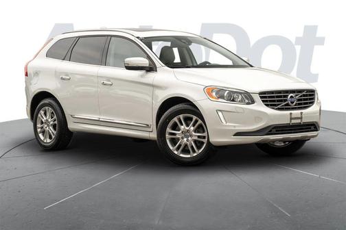 Crystal White Pearl 2015 Volvo XC60 3.2 Platinum