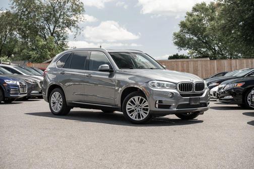 Gray 2016 BMW X5 xDrive35d