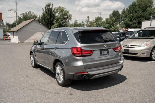 Gray 2016 BMW X5 xDrive35d