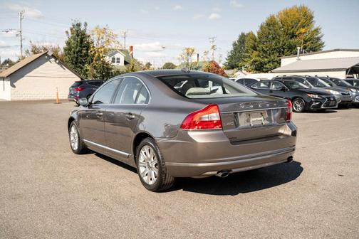 Oyster Gray Metallic 2011 Volvo S80 3.2