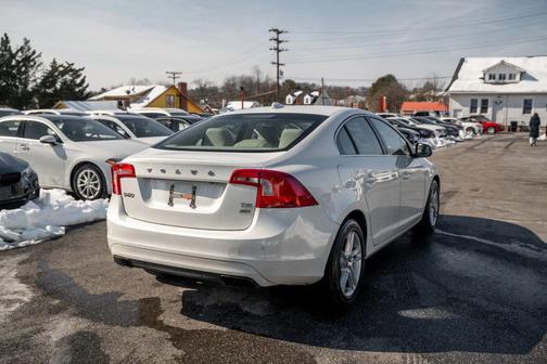 2015 Volvo S60 T5 Platinum