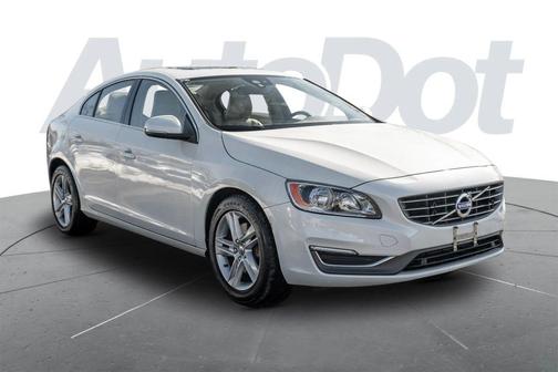 2015 Volvo S60 T5 Platinum