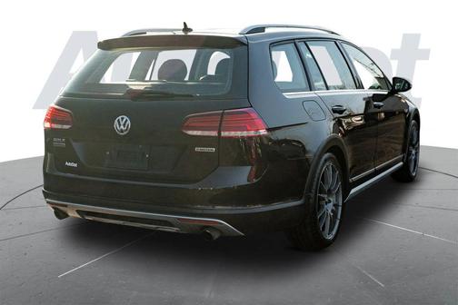 2019 Volkswagen Golf Alltrack TSI S