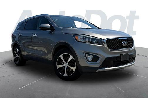Titanium Silver 2017 Kia Sorento EX