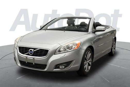 2013 Volvo C70 T5 Premier Plus Convertible 2D