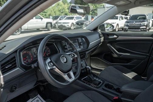 Platinum Gray Metallic 2019 Volkswagen Jetta 1.4T S