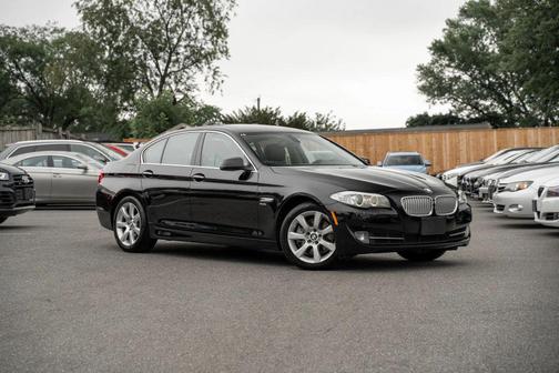 Black 2011 BMW 550 xDrive