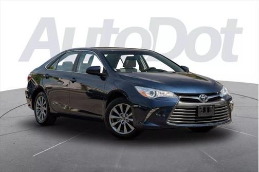 2016 Toyota Camry XLE