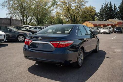 2016 Toyota Camry XLE