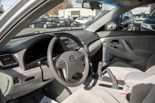 2009 Toyota Camry Sedan 4D