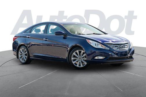 2013 Hyundai SONATA SE