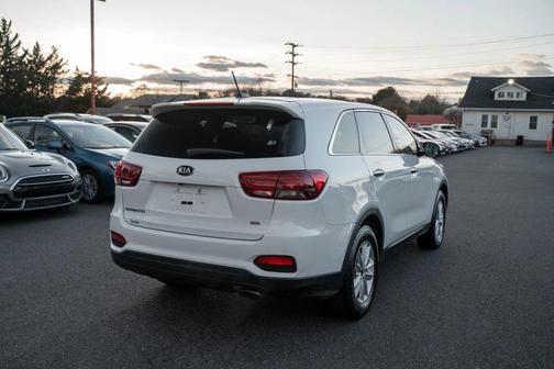2019 Kia Sorento LX