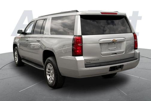 Silver Ice Metallic 2019 Chevrolet Suburban LT