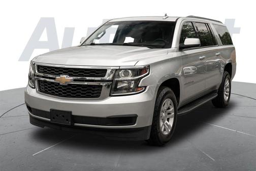 Silver Ice Metallic 2019 Chevrolet Suburban LT