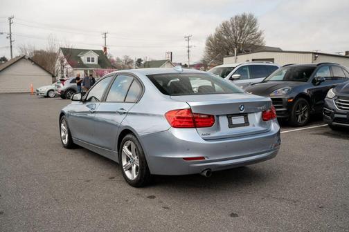 Blue 2014 BMW 320 i