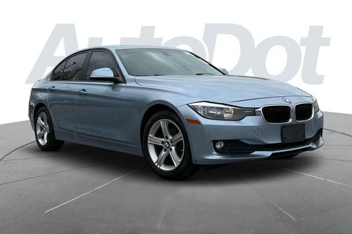Blue 2014 BMW 320 i