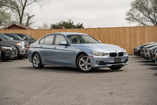 Blue 2014 BMW 320 i