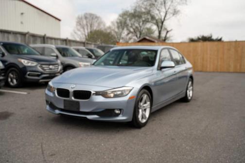 Blue 2014 BMW 320 i