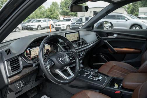 Gray 2018 Audi Q5 2.0T Tech Premium