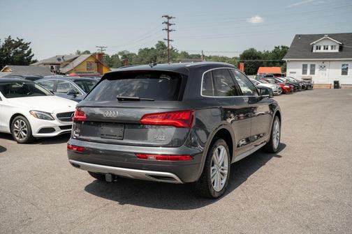 Gray 2018 Audi Q5 2.0T Tech Premium