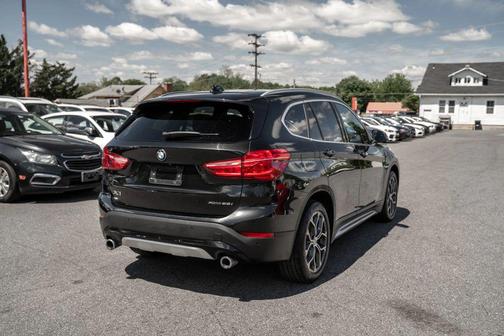 Black Sapphire Metallic 2020 BMW X1 xDrive28i