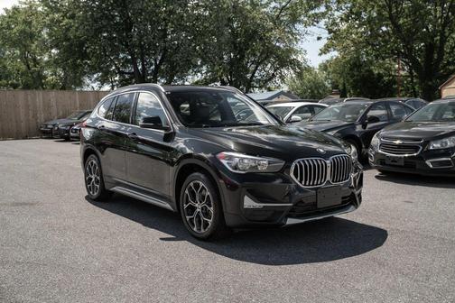 Black Sapphire Metallic 2020 BMW X1 xDrive28i