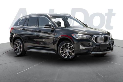 Black Sapphire Metallic 2020 BMW X1 xDrive28i