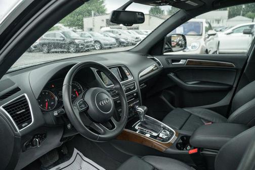 Black 2015 Audi Q5 2.0T Premium Plus