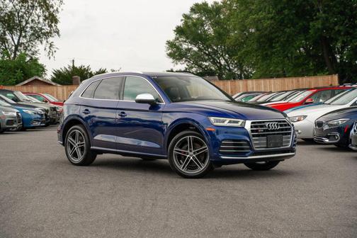 Navarra Blue Metallic 2019 Audi SQ5 3.0T Premium Plus