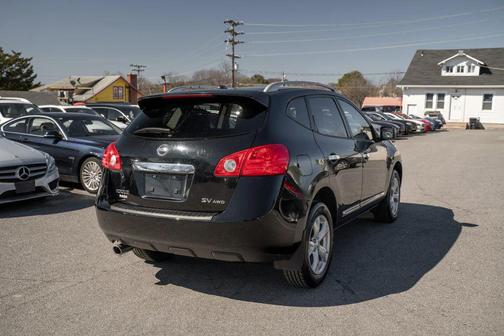 2011 Nissan Rogue SV