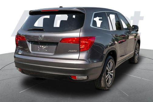 Modern Steel Metallic 2016 Honda Pilot EX-L
