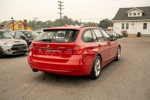 Melbourne Red Metallic 2014 BMW 328 xDrive