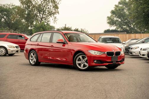 Melbourne Red Metallic 2014 BMW 328 xDrive