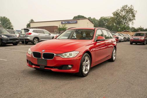 Melbourne Red Metallic 2014 BMW 328 xDrive
