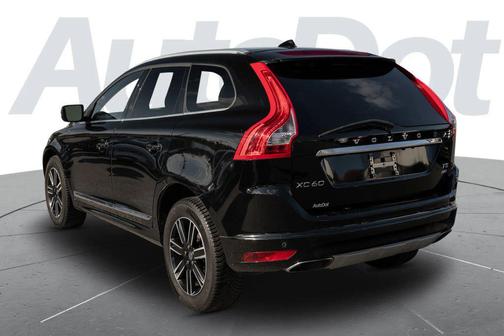 2016 Volvo XC60 T5 Platinum